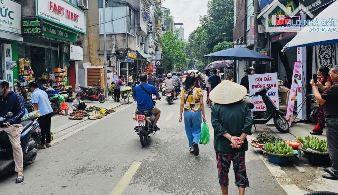 Bán nhà MẶT PHỐ ĐOÀN THỊ ĐIỂM - khu vực sầm uất - hè rộng, hai thoáng trước sau - VỪA TIỀN - 3
