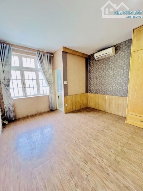 GẤP BÁN chỉ 6.55 tỷ TL! 70M², 4 Tầng/3PN, Ô TÔ ĐỖ CỬA, P8  Gò Vấp! - 3