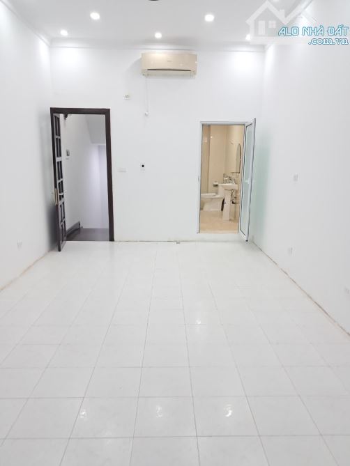 SIÊU PHẨM GIÁP BÁT – 2 MẶT NGÕ – KINH DOANH ĐỈNH – 5 TẦNG, 55m – GIÁ CHỈ 17.5 Tỷ - 3