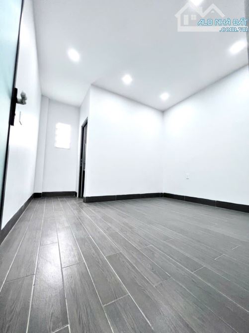 Nhà trệt lầu hẻm 71 đường số 5 P.Linh Xuân giá 5 tỷ thương lượng. Sổ riêng hoàn công sẵn - 3