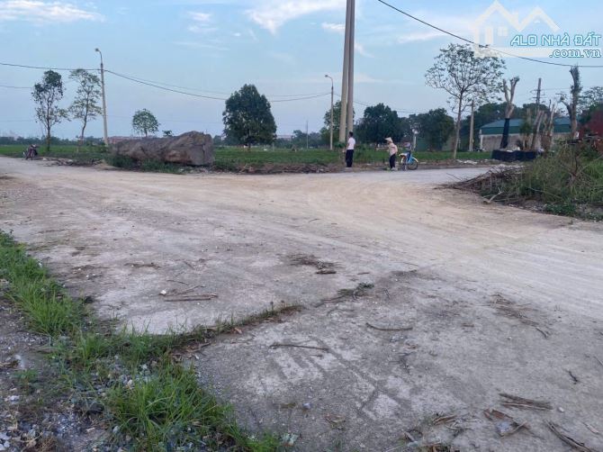 CẦN BÁN LÔ ĐẤT ĐẤU GIÁ LIÊN HÀ – LÔ GÓC 2 MẶT TIỀN – VỊ TRÍ ĐẸP - 3