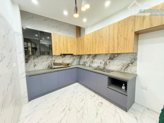 Nhà phố Thái Thịnh, 37m, 4 tầng, gần phố. - 3