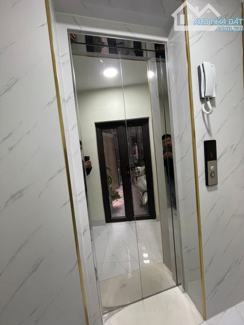CHƯA ĐẦY 8 TỶ CÓ NHÀ BẠCH MAI - LÔ GÓC 45m*6T THANG MÁY - MT 4m - NGÕ RỘNG THÔNG THOÁNG - 3