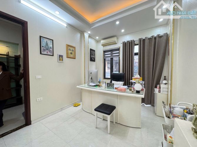 Cầu Giấy mặt phố Cốm Vòng vỉa hè lớn mặt tiền lớn 2 thoáng thang máy dòng tiền nhỉnh 30 tỷ - 3