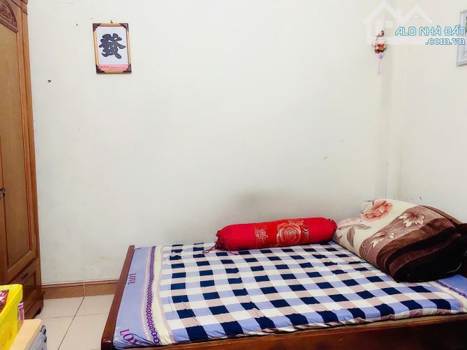 BÁN NHÀ NGÔ GIA TỰ LONG BIÊN 35M2 DÂN XÂY 4 TẦNG, Ô TÔ ĐỖ CẠNH NHÀ CHỈ 5.X TỶ - 3