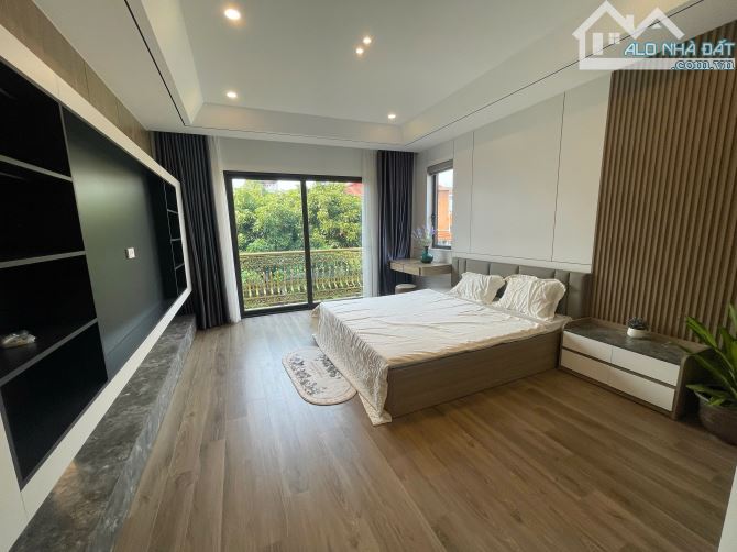 Đẹp nhất phố Bồ Đề Long Biên - 60m 5tầng thang máy, ô tô vào nhà ngõ thông - 11,5tỷ ạ. - 3