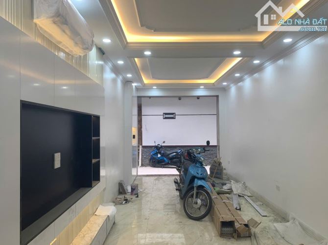 Nhà phân lô phổ Yên Lạc_Kim Ngưu 41m 5 tầng thang máy ô tô vào nhà giá tốt - 3