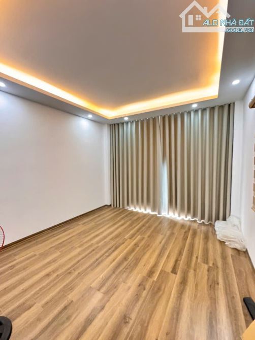BÁN NHÀ 4 TẦNG MẶT PHỐ LÊ LỢI HÀ ĐÔNG_MẶT TIỀN RỘNG BỀ THẾ, LÔ GÓC 2 MẶT THOÁNG CHỈ 8,6 TỈ - 3