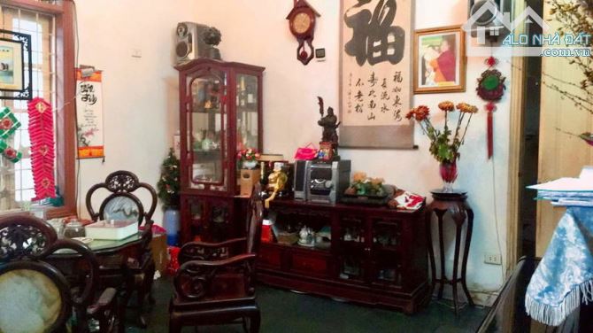 BÁN NHÀ BIỆT THỰ CŨ 170M² (SỔ 120M²) | MT 10,74M | 3 TẦNG + TUM | GIÁ 10,5TỶ | MINH KHAI - 3