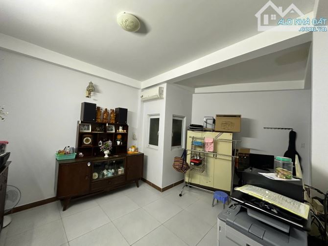 BÁN NHÀ BTCT 3 TẦNG – CÁCH NGÃ TƯ PHÚ NHUẬN CHỈ 3 PHÚT - GIÁ 10.5 TỶ - 3
