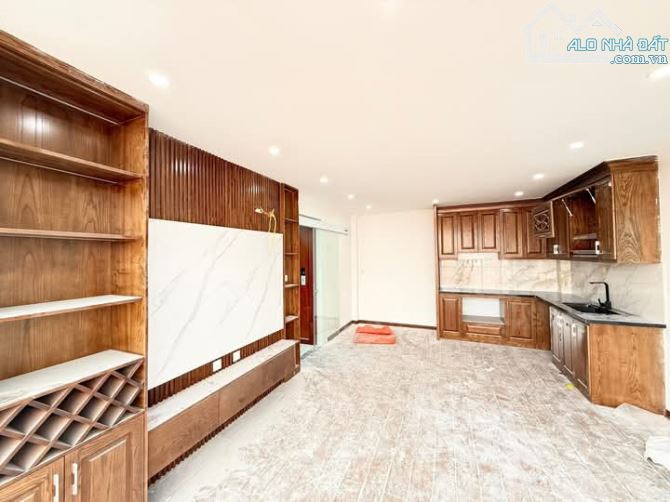 SIÊU PHẨM LÔ GÓC – THANG MÁY – Ô TÔ VÀO NHÀ – TRUNG TÂM THANH XUÂN