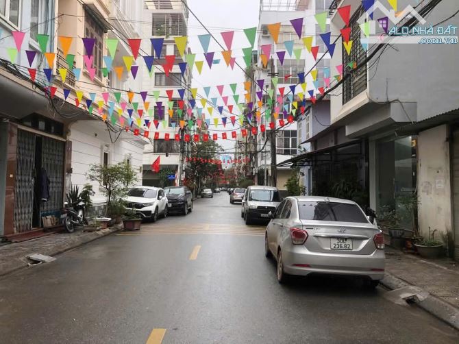 Bán gấp MP Trần Đăng Ninh, Vỉa hè đá bóng, Ô tô tránh, Kinh doanh bất chấp, 15.9 tỷ - 3