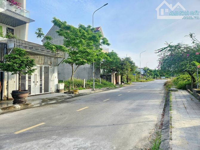 🔥🔥SIÊU PHẨM MẶT TIỀN ĐÔNG NAM THỦY AN VIEW KÊNH CÁCH AEON 1 PHÚT GIÁ TỐT CHỈ 2.X TỶ - - 3