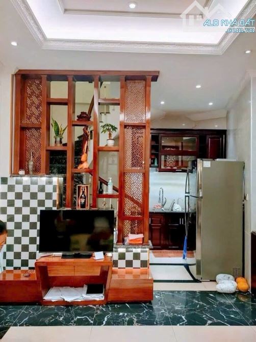 BÁN NHÀ PHỐ THẠCH BÀN LONG BIÊN NHỈNH 5 TỶ 35M, 5 TẦNG , MT 5M, Ô TÔ, KINH DOANH. - 3