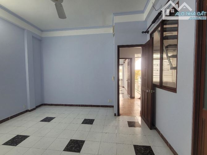 Nhà 3 tầng BTCT, DT 75m Lê Quang Định, Phường 11, Bình Thạnh - 3