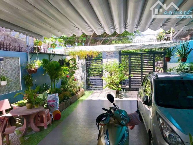 Bán nhà đẹp trung tâm Bà Rịa Vũng Tàu thuộc phường Long Toàn, Giá Bán: 4 tỷ 980 triệu - 3