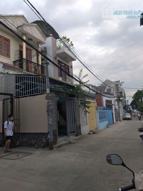 MẶT TIỀN LÔ GÓC QUẬN 2 - ĐƯỜNG 8M - 72M2 - VỊ TRÍ ĐẸP KINH DOANH, CHO THUÊ TỐT. - 3