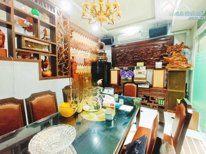 Bán nhanh nhà La Khê 35m*5tầng, 3ngủ, dân xây tâm huyết, gần phố, gần ô tô nhỉnh 6tỷ - 3