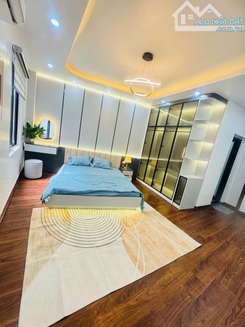 Bân nhà trung tâm quận  Ba Đình gần phố nhà đẹp chỉ cần xách va li về ở. - 3