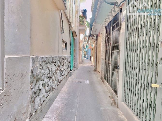 ✨ NHÀ 3 TẦNG PHỐ ĐI BỘ BÙI VIỆN Q.1, 25M2 (Ngang 3.1M x Dài 8M), 40m ra Mặt tiền - 4,65 TỶ - 3