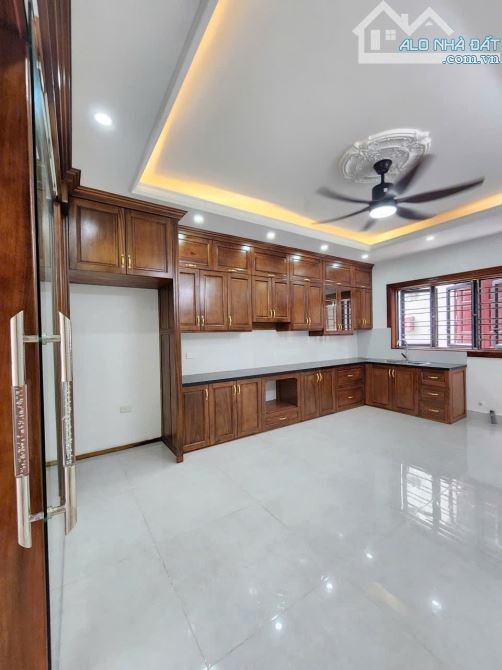 CC/ Em chào bán căn nhà 4 tầng siêu đẹp, đường Kim Đồng khu đô thị An phú phường Tân Bình - 3