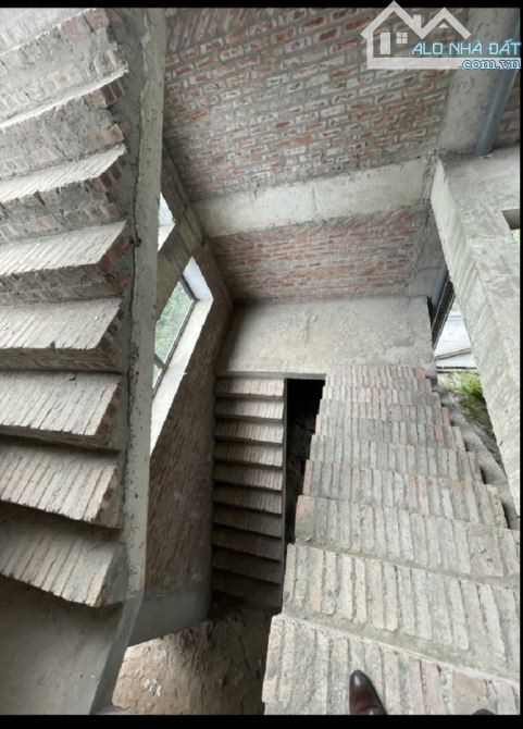 86 Tỷ/392 M2/ 4 Tầng/ Biệt Thự Khu Đô thị Đặng Xá - 2