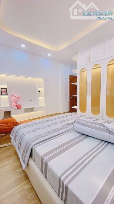 Bán nhà mới đẹp 3 tầng Dương Cát Lợi Nhà Bè full nội thất xe hơi vào nhà chỉ 7.x tỷ - 3