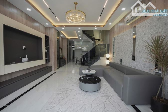BÁN NHÀ 2 LẦU HIỆN ĐẠI HƯỚNG ĐÔNG NAM KDC HỒNG LOAN GIÁ CHỈ 5.9 TỶ! - 3