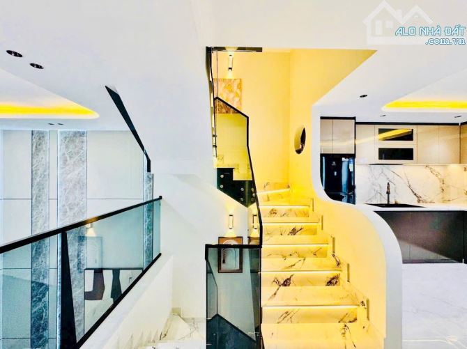 Bán nhà 3 Tầng HXH ngay chợ Hiệp Bình, DT 80m2 vuông vức , 4PN ,4WC giá chỉ hơn 6 tỷ. - 3
