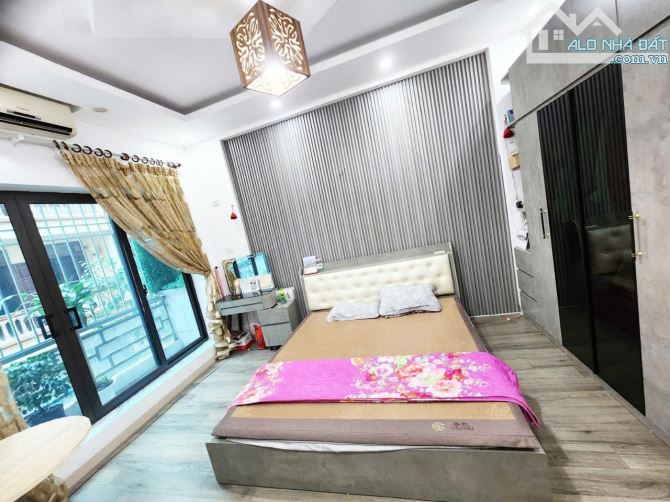 PHÂN LÔ Ô TÔ TRÁNH – VỈA HÈ RỘNG – NHÀ ĐẸP Ở NGAY – KHU DÂN TRÍ CAO –Diện tích 70 m - 3