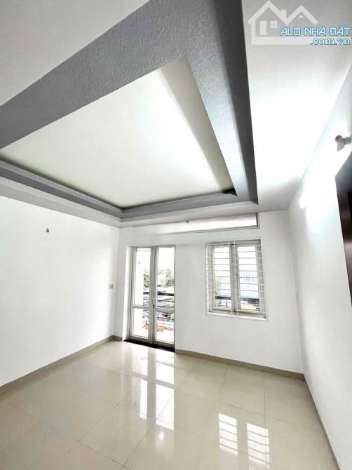 Cho thuê nhà 4 Tầng 6Pn MTKD Nguyễn Thái Bình, P4, Tân Bình, Full nội thất - 3