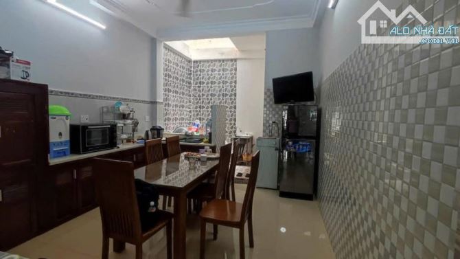 Nhà 4 tầng MẶT TIỀN KINH DOANH, tặng lại nội thất cao cấp,đường THẠNH LỘC 29,phường THẠNH - 3