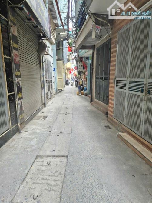 KHƯƠNG TRUNG - NGÃ TƯ SỞ - 37m2 - 5 TẦNG - MT 4.1 - LÔ GÓC - 2 THOÁNG - NHÀ ĐẸP Ở NGAY - 3