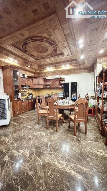 BIỆT THỰ MẶT TIỀN ĐƯỜNG CẠNH AEON BÌNH TÂN -  100M2 - HOÀN CÔNG ĐỦ - TẶNG NỘI THẤT SỊN - 3