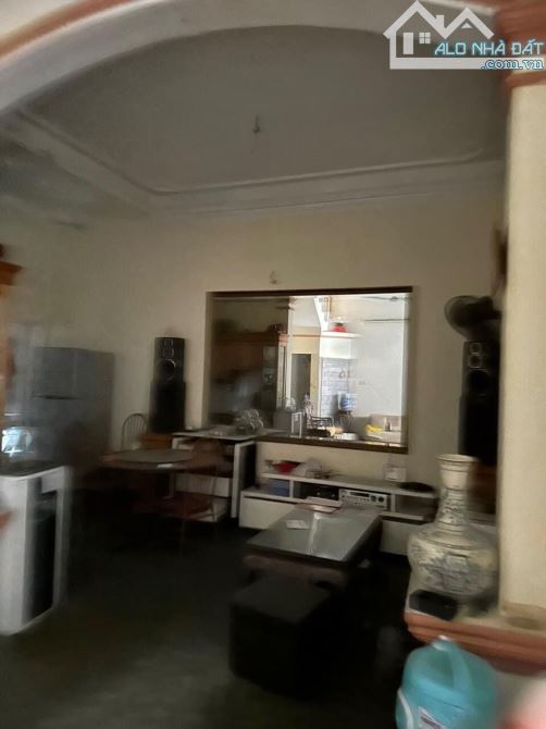 Cho thuê nhà ngõ oto Chùa liên Phái - HBT - DT 40m - 3 tầng - Giá 8,5tr - 3