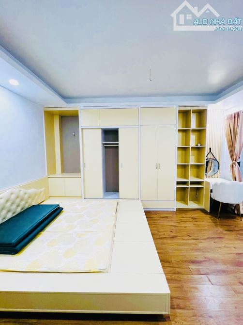BÁN NHÀ 280 LẠC LONG QUÂN - NGÕ Ô TÔ - ĐI BỘ RA HỒ TÂY - 35M - MT 6M - HƠN 7 TỶ - 4