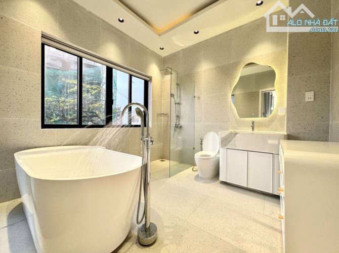 🔥 SIÊU PHẨM- VILLA LÔ GÓC 4 TẦNG, DÒNG TIỀN ỔN ĐỊNH 80TR/THÁNG - TRUNG TÂM HẢI CHÂ - 4