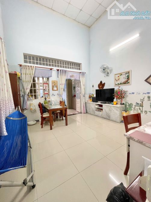 Bán căn nhà 95m2 hẻm ô tô phường Tân Phong , ngay sau lưng BV Tâm Thần - 4
