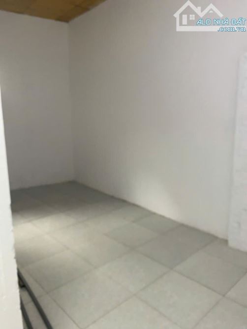 CƠ HỘI VÀNG AN CƯ LẬP NGHIỆP TẠI YÊN HÀ,YÊN VIÊN! NHÀ C4 NGÕ 3 GÁC 33,7M2 GIÁ 2.450 TỶ - 4