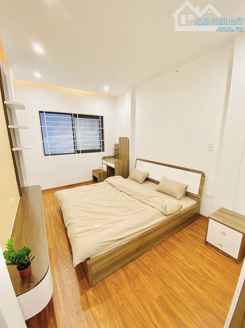 Bán nhà Định Công DT 50m2x5 tầng, nhà ở luôn, giá 7.88 tỷ, oto đỗ cửa - 4