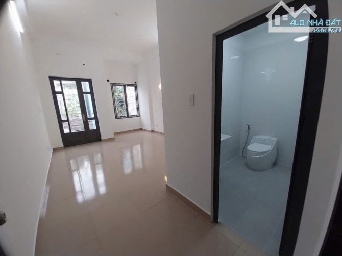 Nhà 3 tầng đường TÂN THỚI NHẤT 01, phường TÂN THỚI NHẤT, Q12, dt 91,4m2 (4mx22,9m). 6,6Tỷ - 4