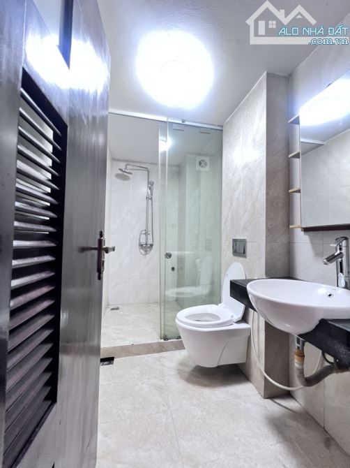 BÁN NHÀ TÁI ĐỊNH CƯ GIANG BIÊN-LONG BIÊN-VIEW VƯỜN HOA-OTO TRÁNH - 4