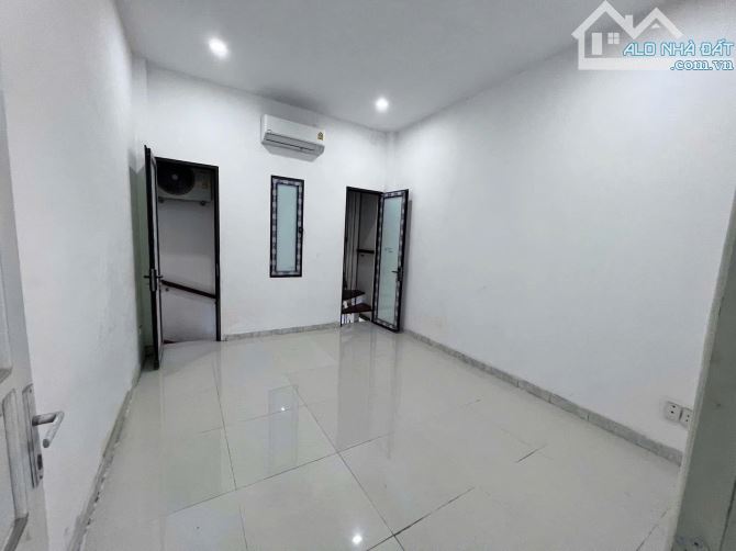 Hiếm Lạc Long Quân Tây Hồ ô tô đỗ cửa có thang máy 6T 50m2 8PN  ở cho thuê CCMN 35tr/tháng - 4