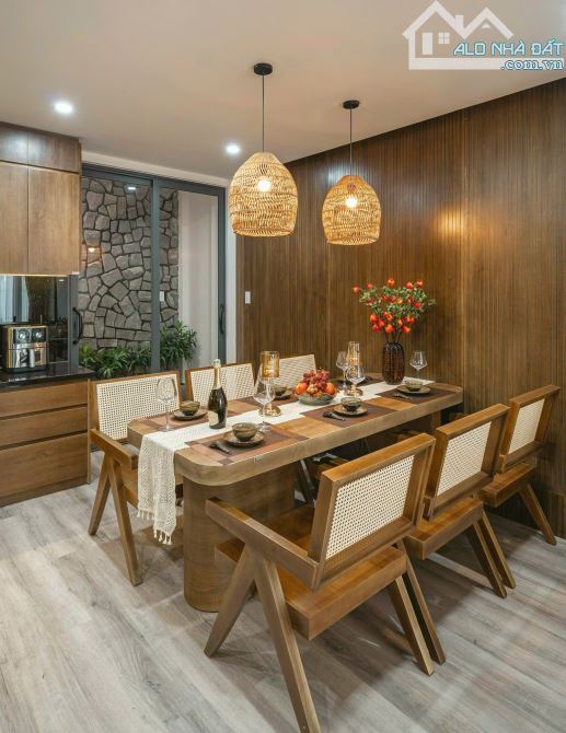 BÁN VILLA MANG PHONG CÁCH CHÂU ÂU TẠI PHƯỜNG 8 - 4