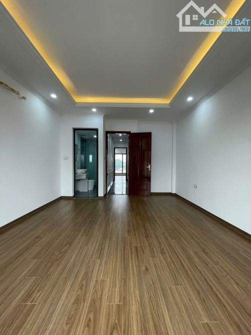 BÁN NHÀ PHỐ TAM KHƯƠNG – HAI MẶT THOÁNG – Ô TÔ VÀO NHÀ – KINH DOANH ĐỈNH - 4