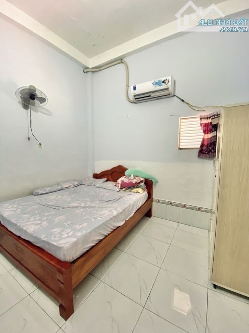 Chỉ 6.3 tỷ - Bán nhà 3 tầng - 96m2 - 4x24 - Hẻm nhựa 8m - Sát Khu Tên Lửa, Aeon Bình Tân - 4