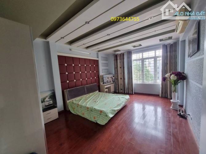 Bán nhà  công trường PTTH Yên Hoà, Phố Hạ Yên Quyết. DT 60m2, 5 tầng. Giá 23,7 tỷ - 4