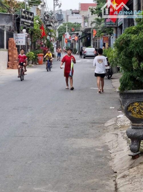 🔥🔥🔥NHÀ 1 TRỆT 1 LẦU GÓC 2 MẶT TIỀN KINH DOANH BUÔN BÁN - KP4 - P. LONG BÌNH - BH - 4
