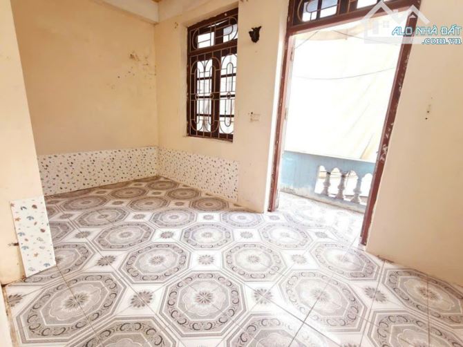BÁN NHÀ PHÚ DIỄN, BTL – Ô TÔ ĐỖ CỔNG - DÂN XÂY CHẮC CHẮN – MẶT TIỀN ĐẸP - S= 45M2 - GIÁ 6. - 4