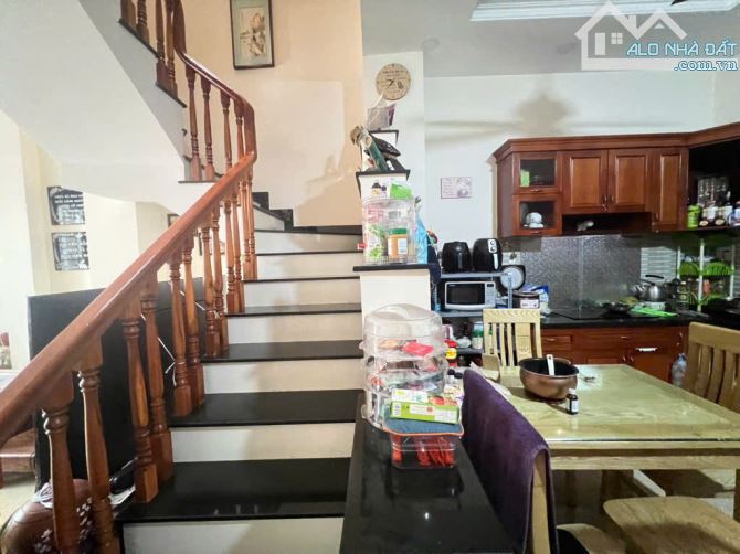 Bán nhà 3 Tầng gần Cầu Bình Lợi-Khu Bên Sông,Hiệp Bình Chánh Thủ Đức,Hẻm 5M-sát Bình Thạnh - 4